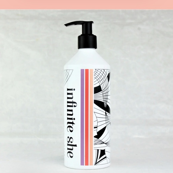 NEW MARGOT ELENA INFINITE SHE Inspired Hydrating Body Lotion 14 oz Jasmine - Picture 1 of 7